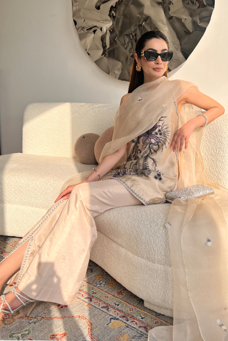 Jaazah Baloch in Boujee Me