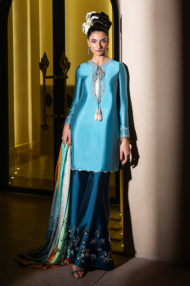 Picture of Floral Applique