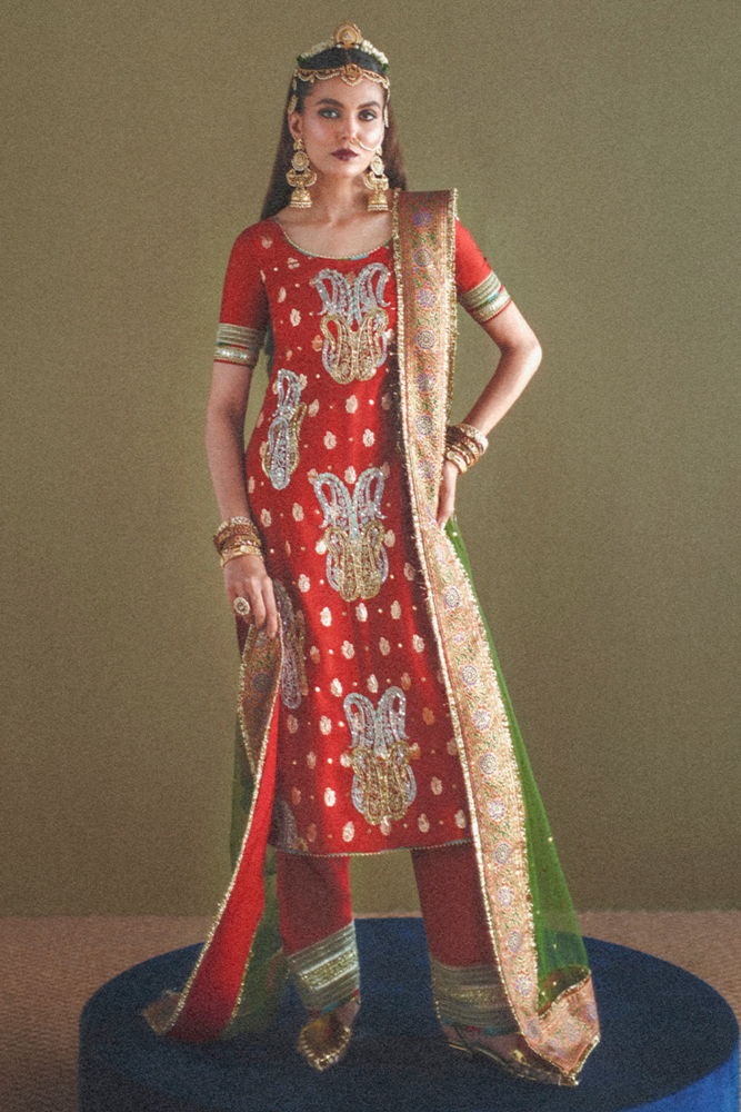 Picture of Laal Pari